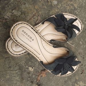 Sonoma flower sandals